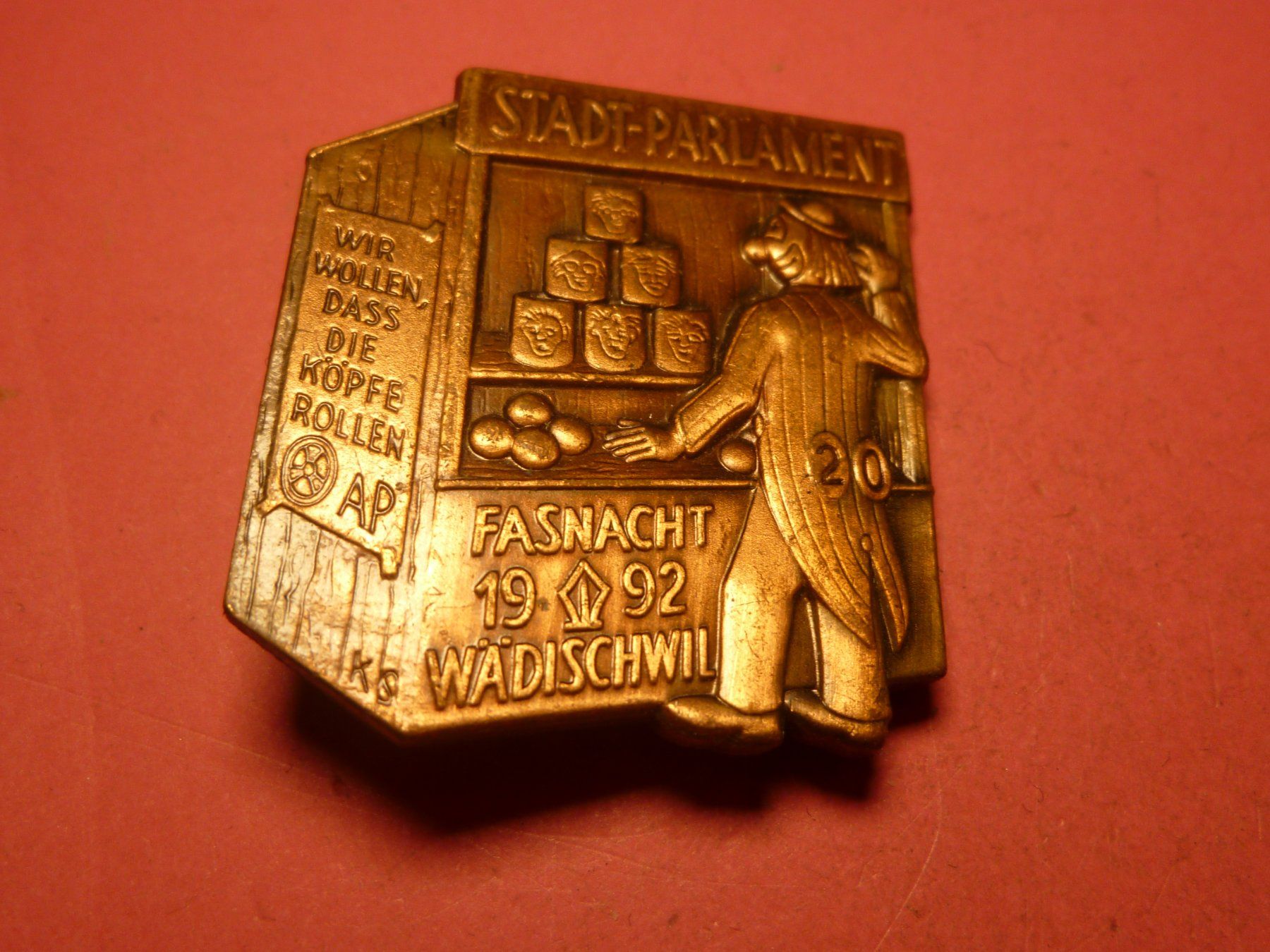 Placchette & Badge: WÄDISWIL 1992 BRONZE – Usato da Ried (Muotathal) venduto da Mandarin02