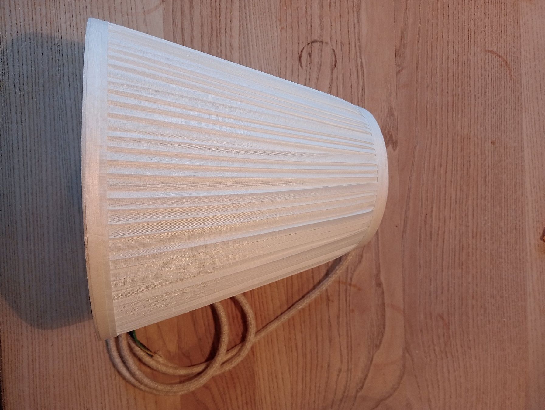 Lampadari & plafoniere: Hängelampe, Stoffschirm – Usato da St.Niklausen LU venduto da Wirdbereitsverwendet 2