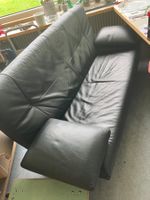Ledersofa schwarz mit Armlehnen gebraucht guter Zustand