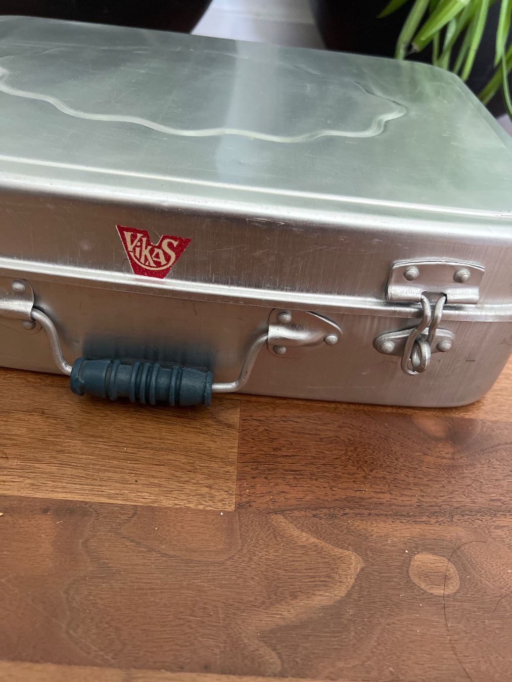 Valigie: Vintage Aluminium   Koffer  Vikas  Deko – Usato da Jona venduto da Sariksa 1