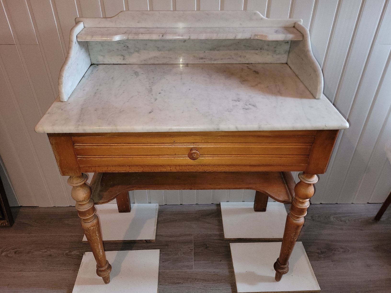 Tavoli da trucco: Ancienne coiffeuse, meuble toilette – Usato da Rocourt venduto da PapyCH