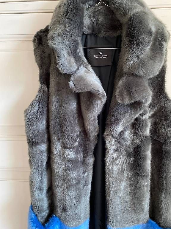 Gilets: Gilet grau, Grösse 40 – D'occasion à Orselina par stefaniamenz 1