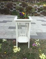 Shabby chic: Nostalgie Blumenständer