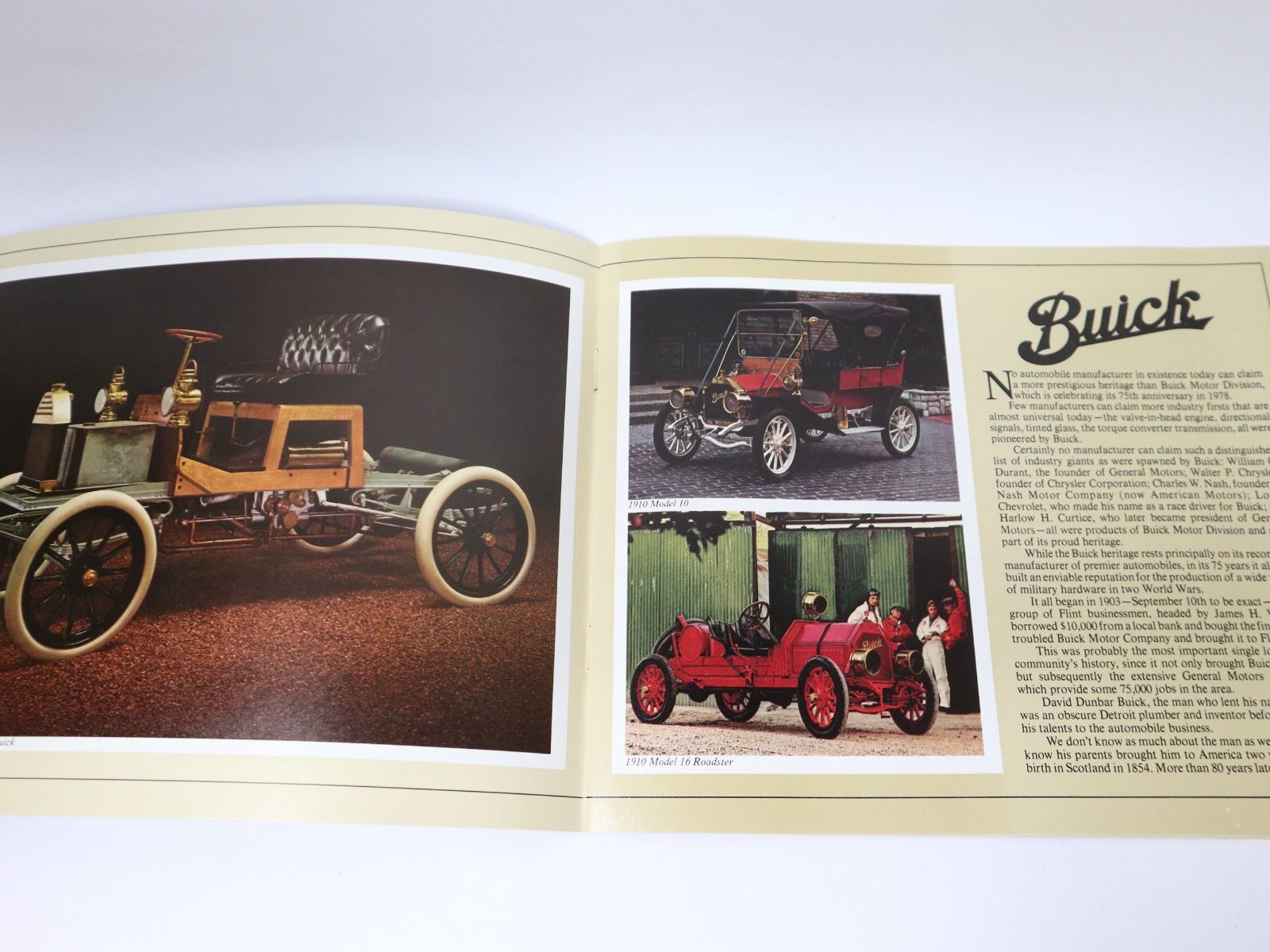 Buick Documents: 75 Jahre Buick Prospekt, 1978 – D'occasion à Eschenbach SG par Astalavista 1