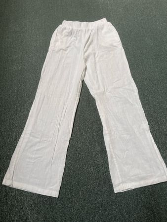 Sommerliche, weisse Stoffhose, Gr S Bershka sehr bequem !