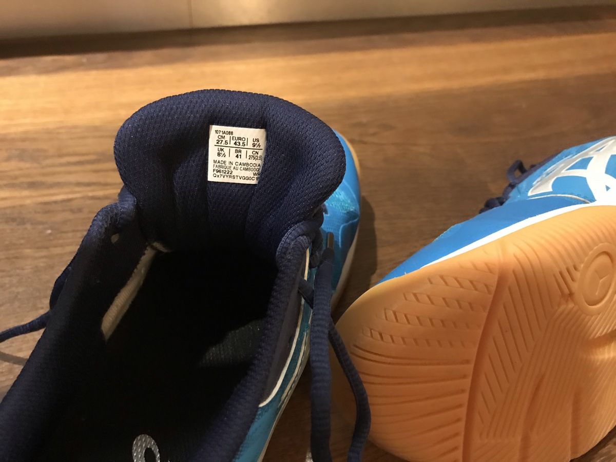 Asics Scarpe da uomo: Asics Hallenschuh Gr. 43.5 – Usato da Rekingen AG venduto da Coconuts 3