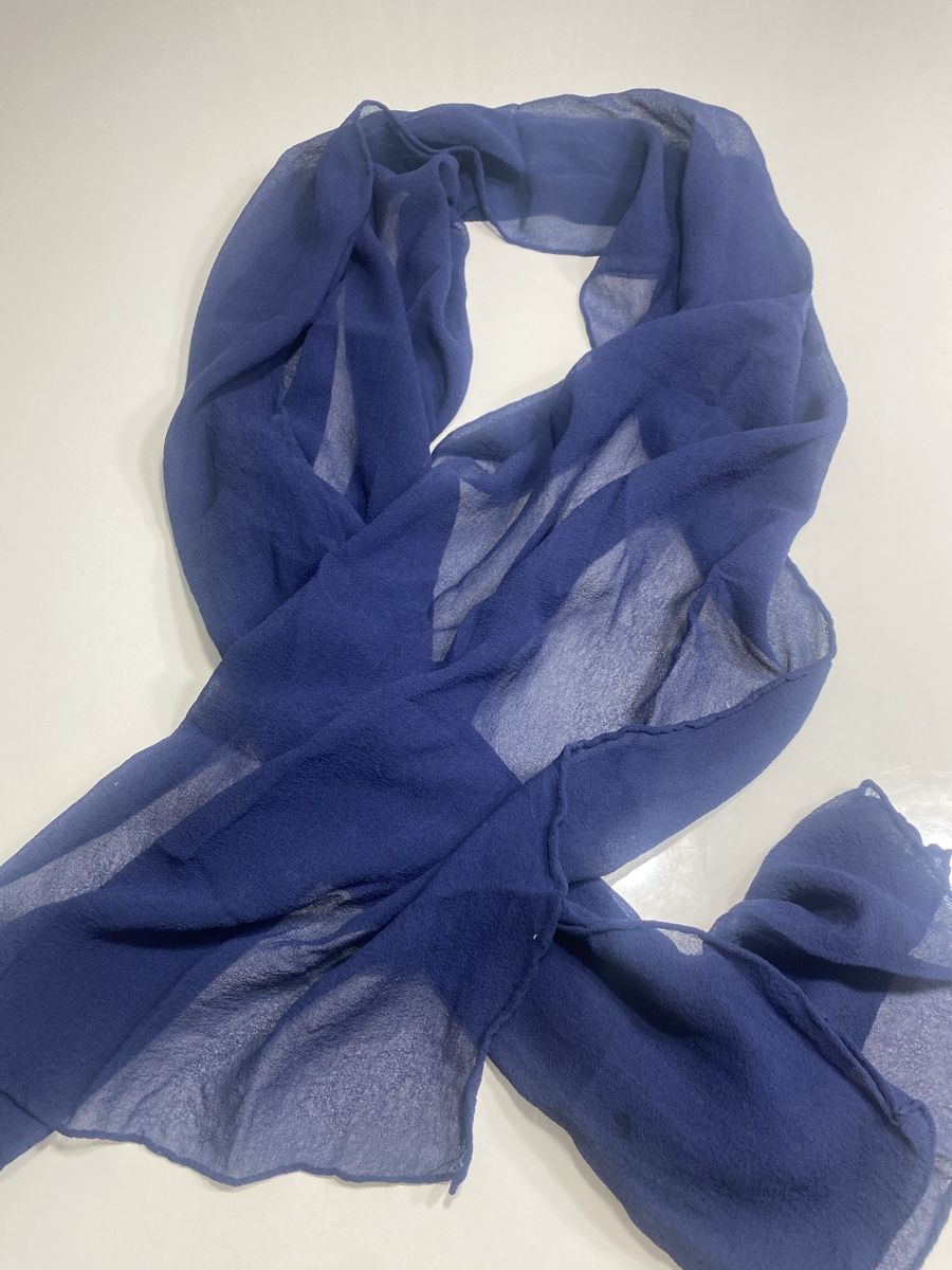Foulards, Tücher & Schals: Seiden Schal 🌸 – Gebraucht aus Opfikon von Luis144