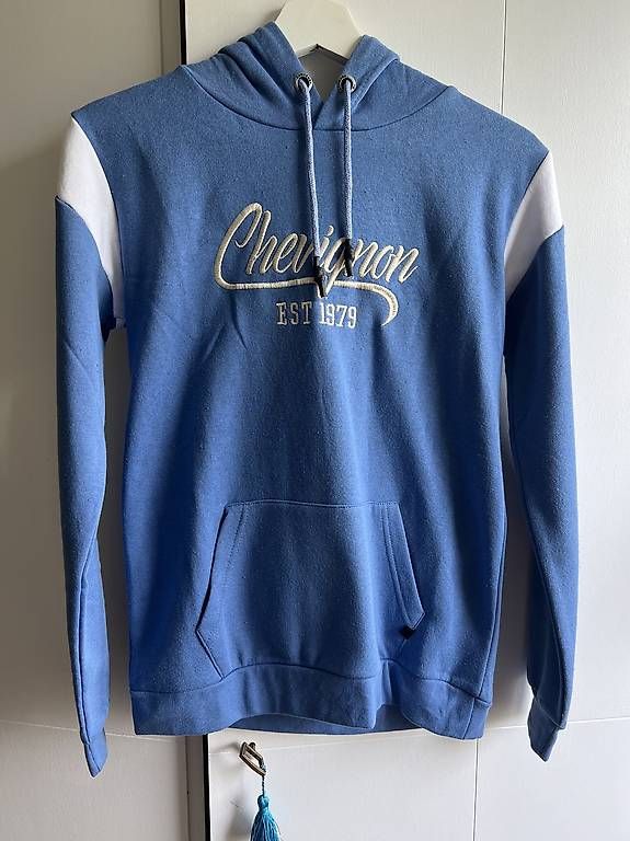 Maglioni & Felpe: Sweat capuche Chevignon 14 ans  – Usato da Versoix venduto da L_armoire_d_isa