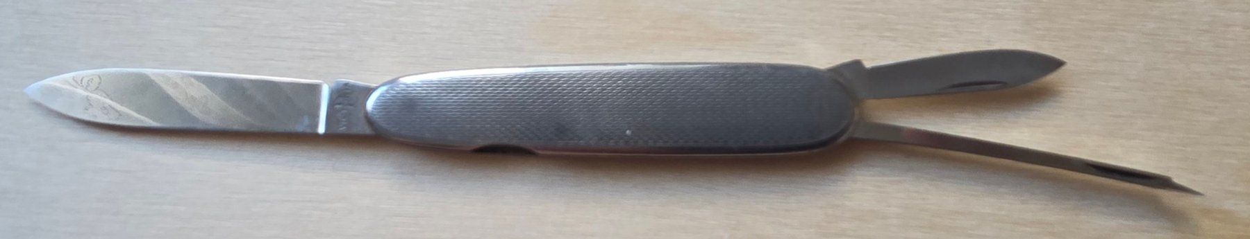 Victorinox Couteaux de poche: Victoria Sackmesser Metall DIXA – D'occasion à Gossau SG par tenerife11 4