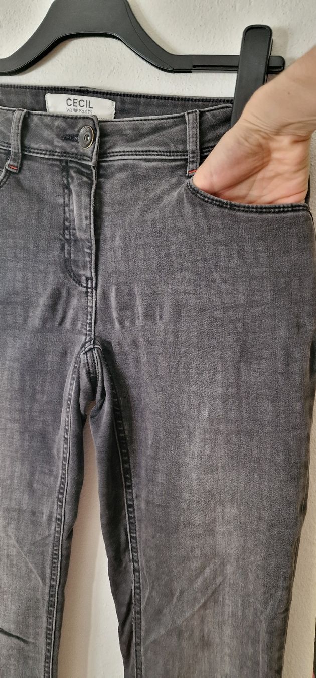 Cecil Pantalons: Cecil Damenjeans Grau Gr. 25/32 – D'occasion à Romanshorn par REALJessiB 2