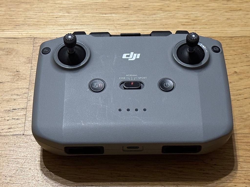 DJI Telecomandi: DJI RC 231 Fernsteuerung – Usato da Adliswil venduto da oppzrh 2
