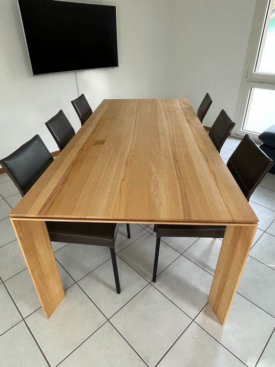 Produktbild von Design-Esstisch Mit 6 Lederstühlen (Gebraucht) In Unterägeri Für CHF