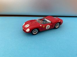 Ferrari Dino 246 SP Daytona 1962, von Art Model in 1/43