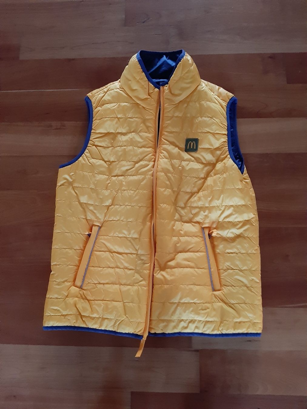 Gilets & Westen: Original MCDonalds Weste/Gilet – Gebraucht aus Altstätten SG von Tschuppben 1
