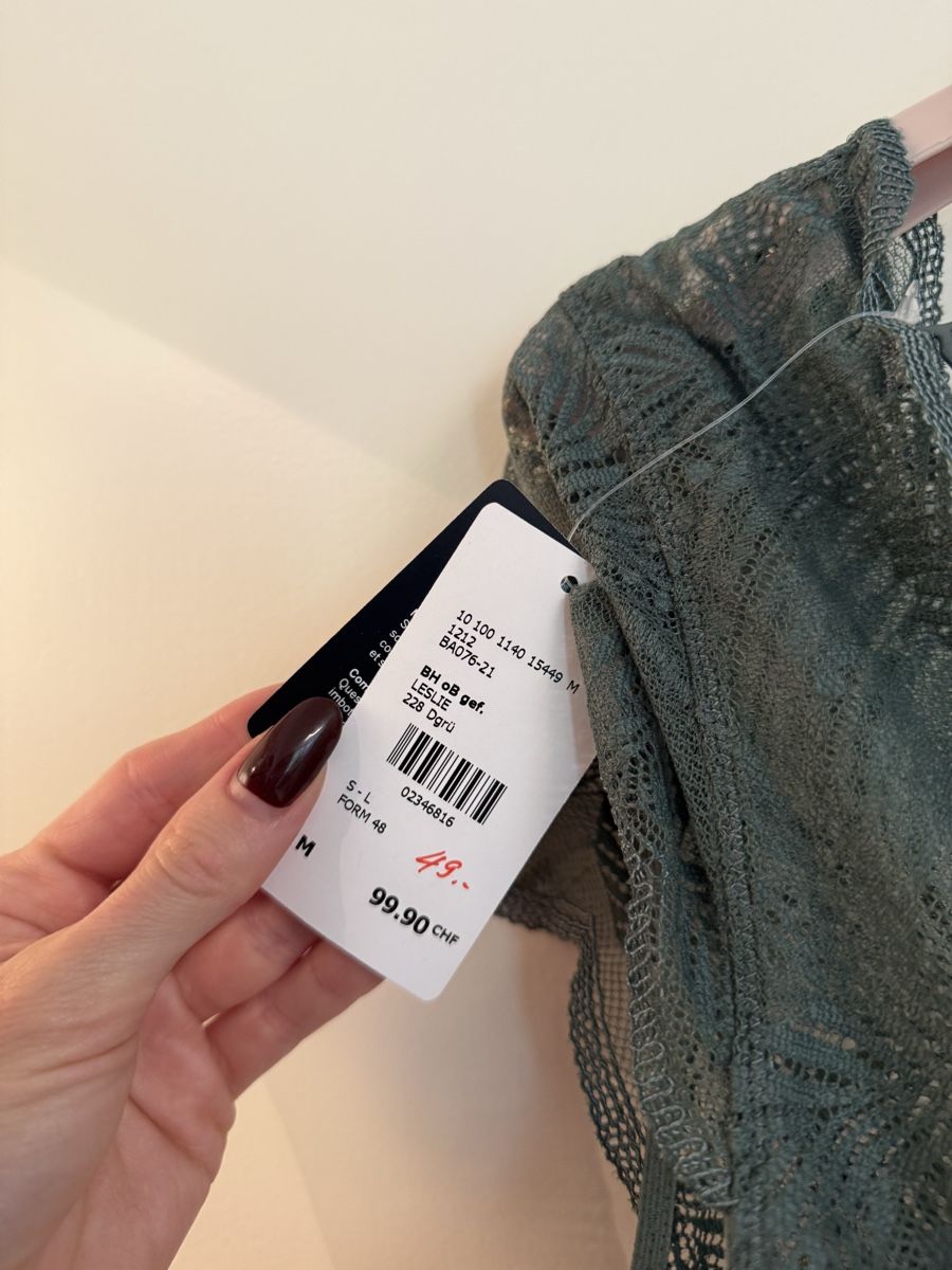 Beldona Top: BELDONA top M - NEW – Nuovo e nell'imballaggio originale da Basel venduto da dar_ch4051 3