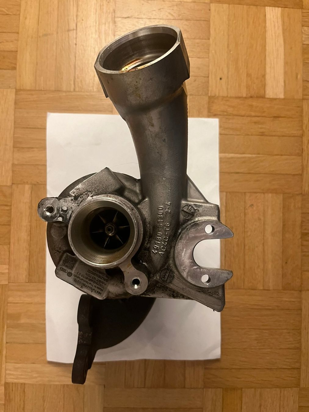VW Tutti pezzi di ricambio auto: VW Turbolader 49180-01270 – Difettoso da Regensdorf venduto da HiltEm 2