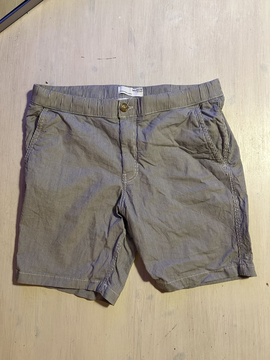 Selected Pantaloni: Selected Homme Shorts gestreift Grösse M – Usato da Riedholz venduto da karinadam