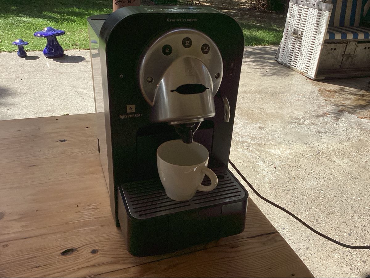 Nespresso Kaffeemaschinen & Espressomaschinen: Nespresso Gemini CS100 Pro, defekt – Defekt aus Rheinsulz von Andaju_71