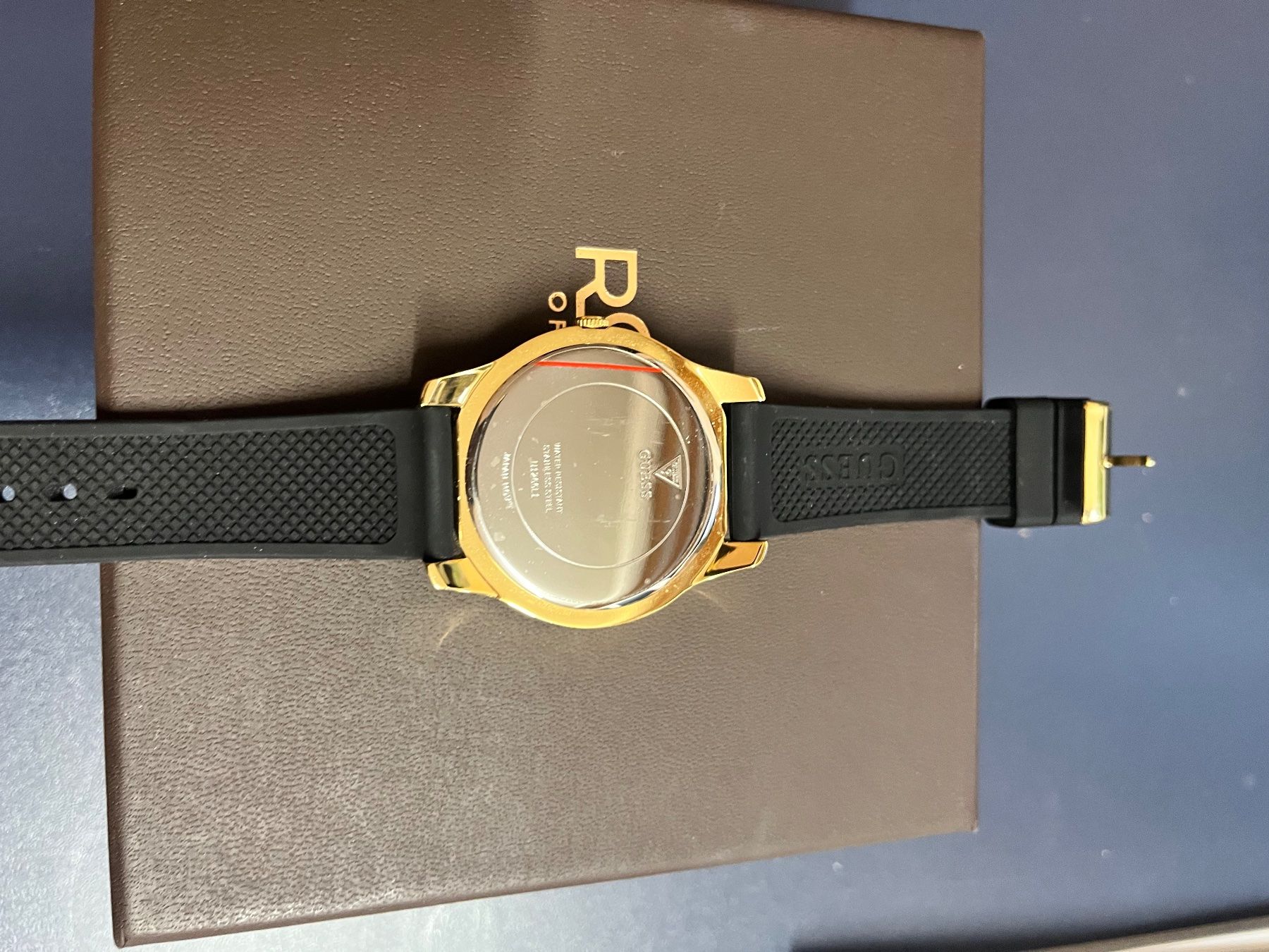 Guess Orologi: Damen Uhr - Guess – Nuovo (secondo la descrizione) da Berg TG venduto da Mapema 1