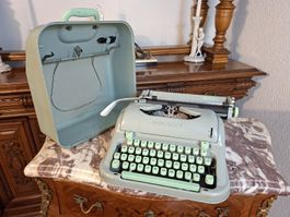 Kultige Hermes Media 3 Schreibmaschine Vintage 