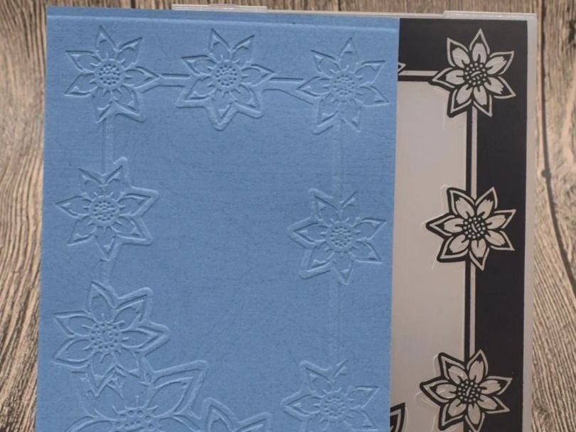 Sciablone: Prägeschablone Nr.341, Blumen (Sizzix geeignet) – Nuovo e nell'imballaggio originale da Gretzenbach venduto da Fliegepilz56