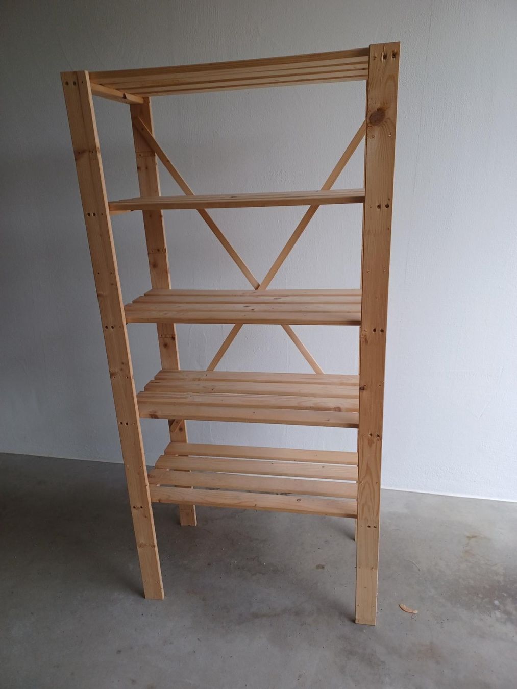 Scaffali: Lager-Gestell (aus Holz) – Usato da Dinhard venduto da Maffina