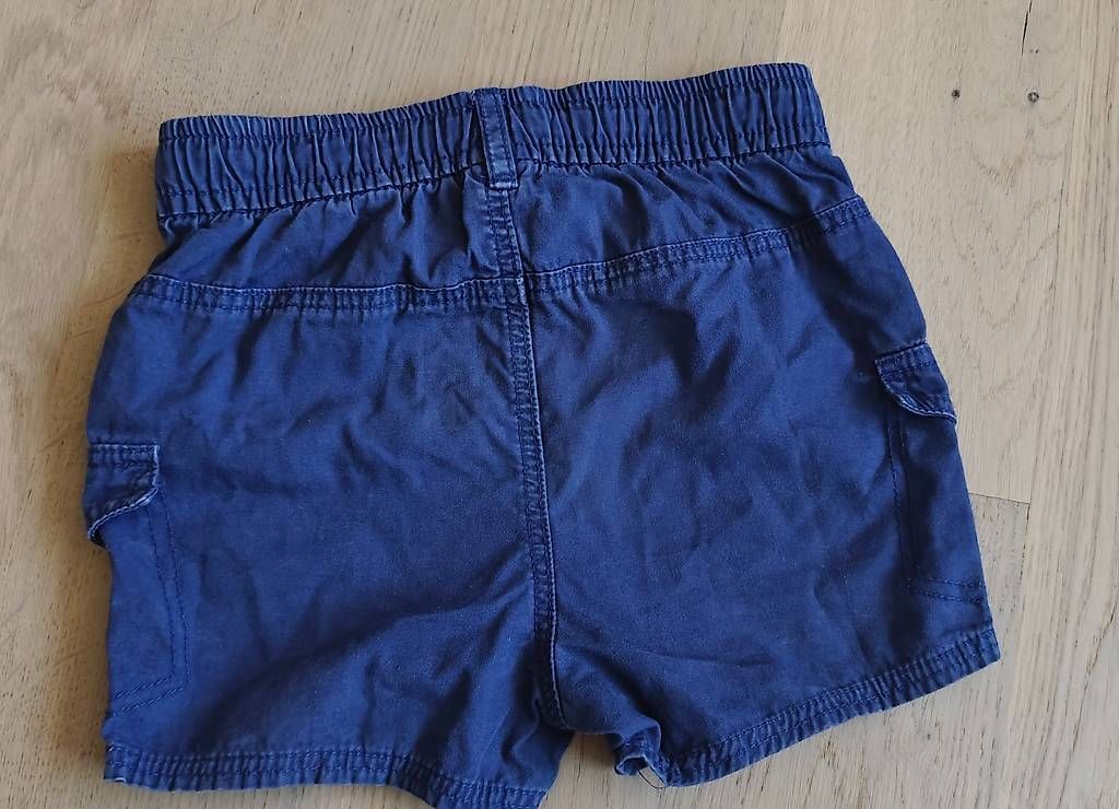 Pantaloni: Shorts Gr 92, H&M – Usato da Zürich venduto da ElizavetaT 1