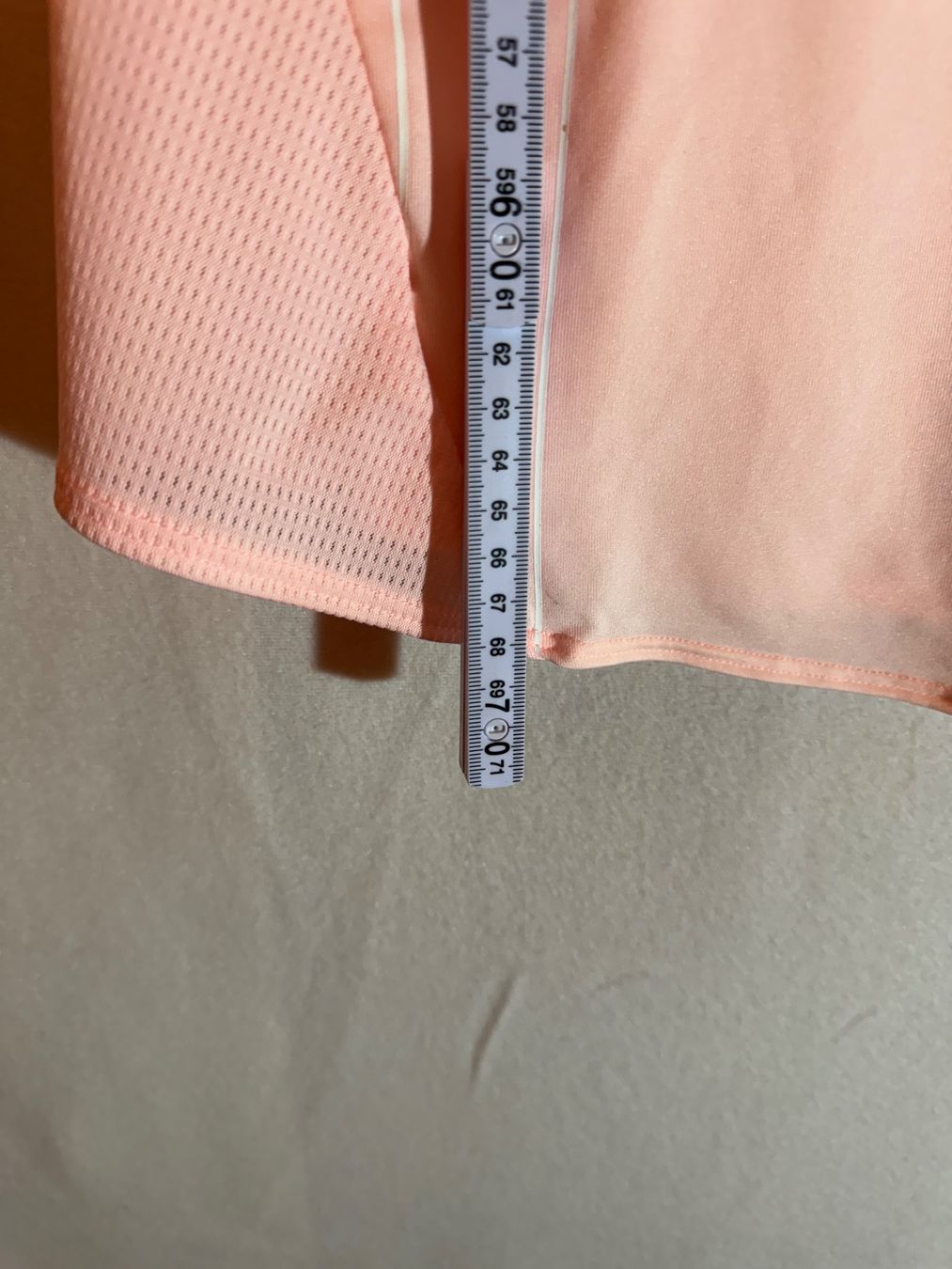 Top: Top von Domyos Gr M – Usato da Grosswangen venduto da SALE_SALE_SALE 1