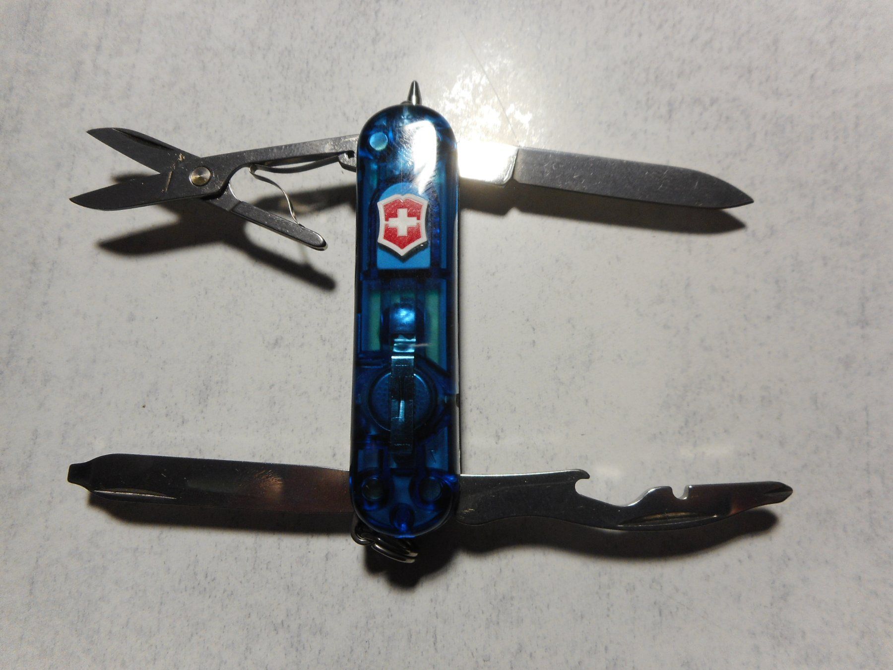 Victorinox Coltelli tascabile: Victorinox  Midnite/Manager 0.6366.T2 - Saphir – Nuovo e nell'imballaggio originale da Rotkreuz venduto da Hubbil 1