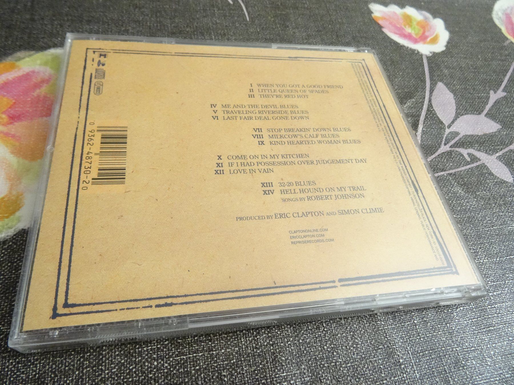 CD: Eric Clapton - me and mr. Johnson CD – Usato da Olten venduto da Disc-Ausverkauf 1