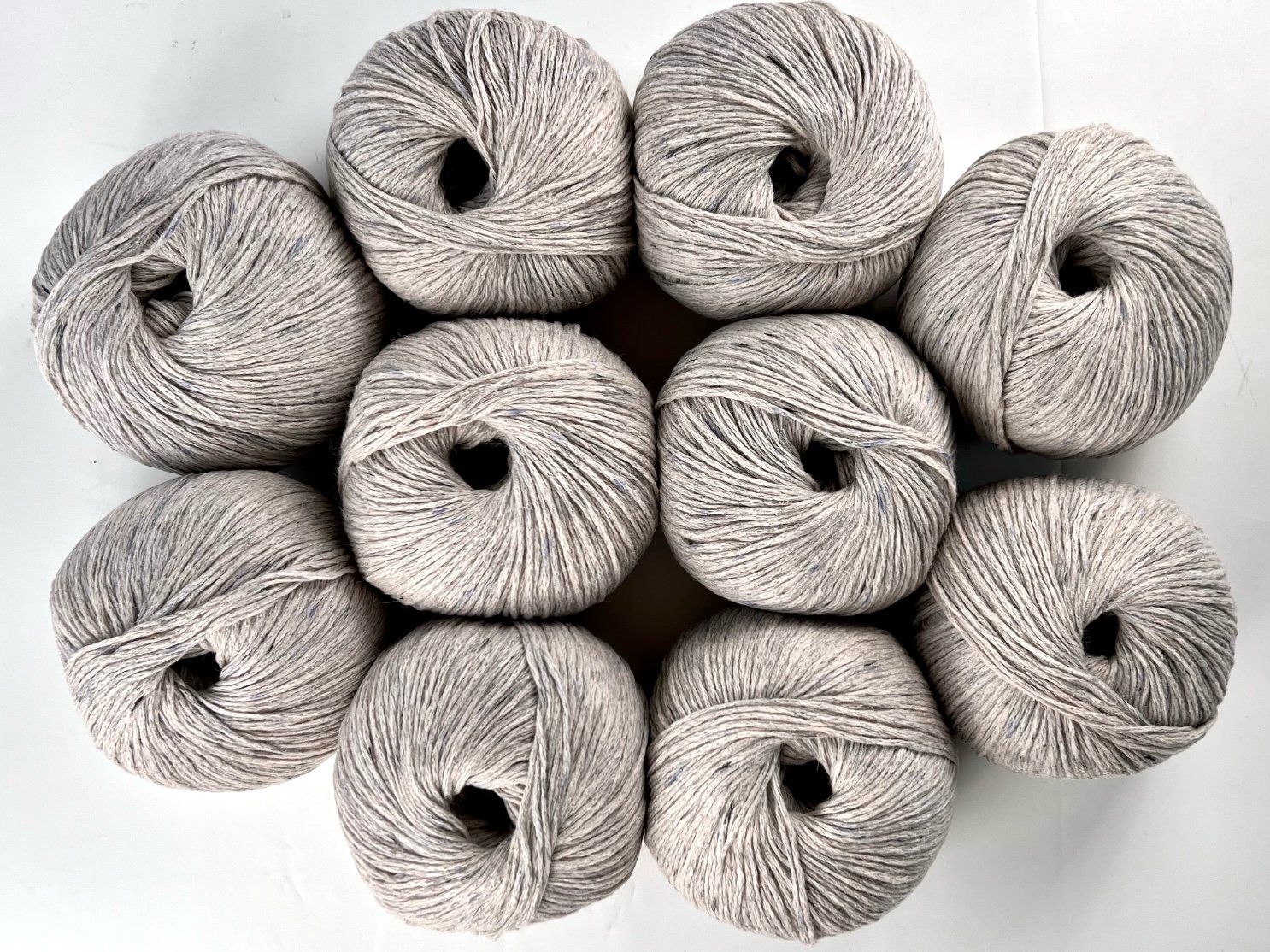 Wolle: 1kg Strickwolle 10 Knäuel Grau – Neu (gemäss Beschreibung) aus Plons von Zimpfer 2