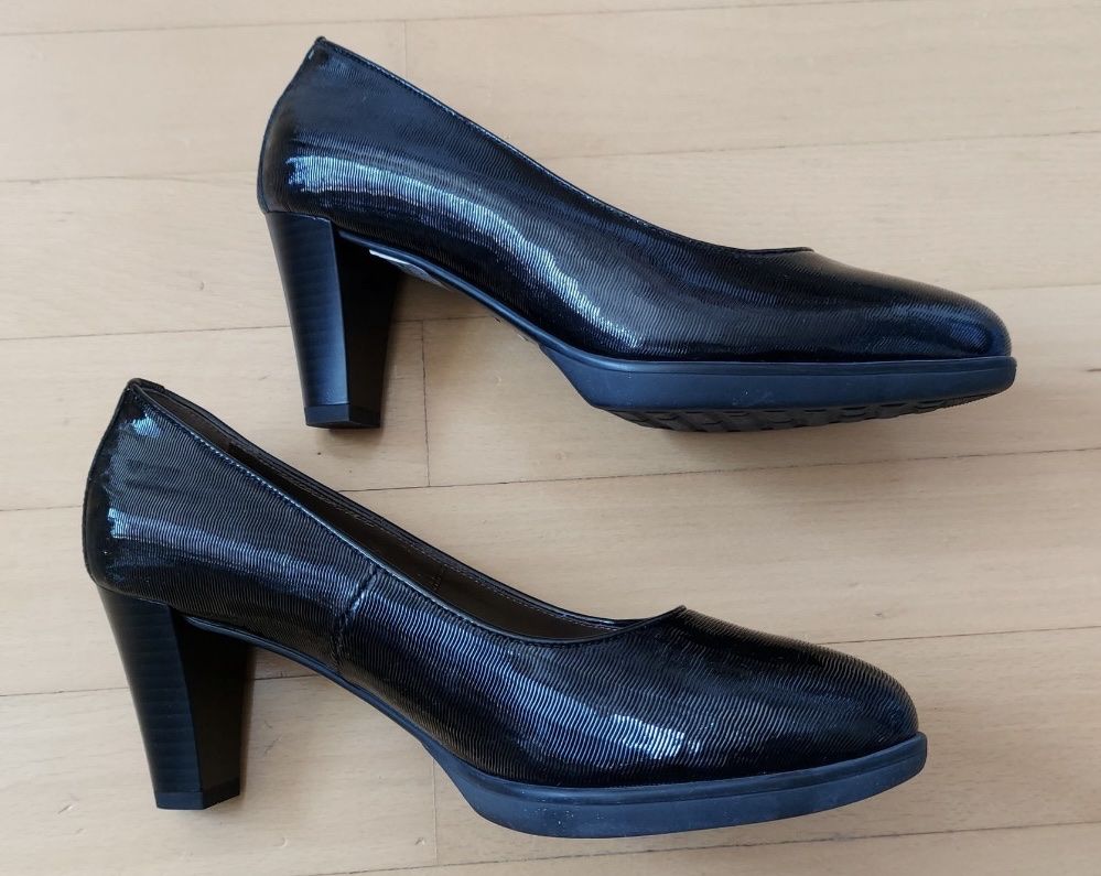 Scarpe da donna: Eleganti décolleté Nero Giardini numero 39 – Nuovo (secondo la descrizione) da Breganzona venduto da BlueBlue 1