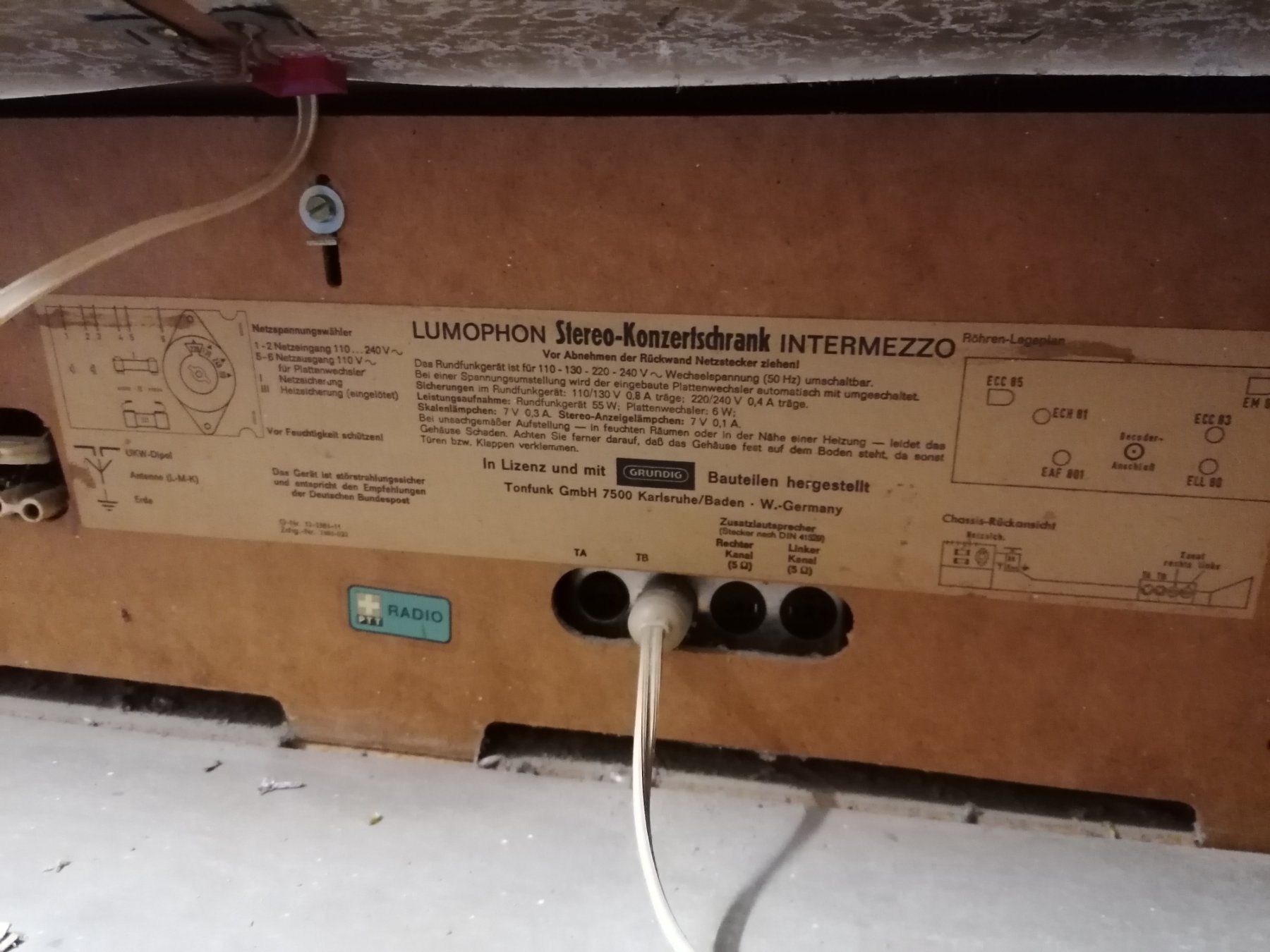 Giradischi: antik LUMOPHON AUTOMATIC 36.Stereo-Konzertschrank intermezzo – Usato da Biel / bienne venduto da Sarouch9 9