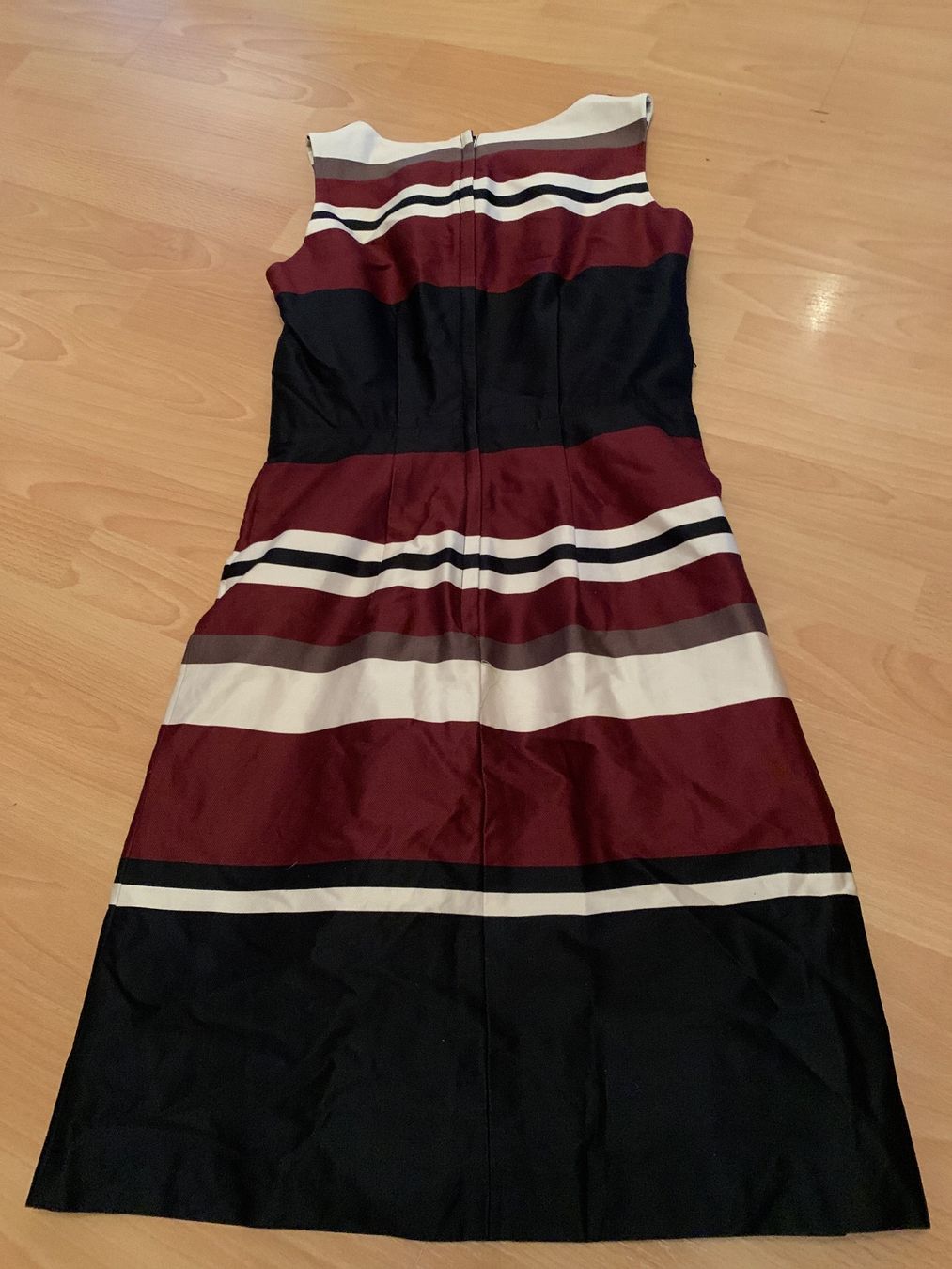 H&M Kleider: Jolie robe H&M taille 36 EUR – Gebraucht aus MEYRIN von Gwendo10 1