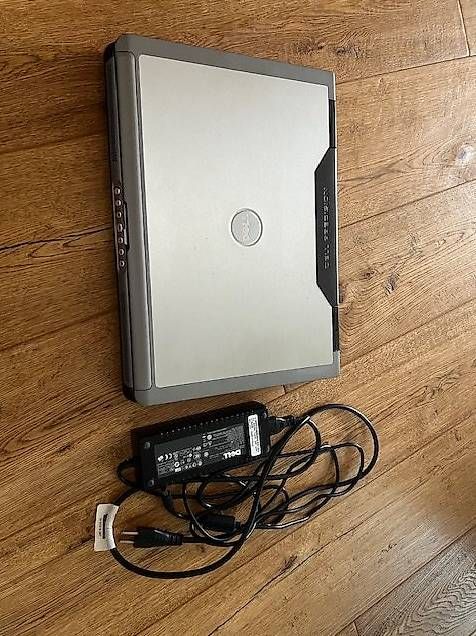 Dell Portables: Dell Precision M6300 mit Tasche/Rucksack – D'occasion à Urswil par agcm10 1
