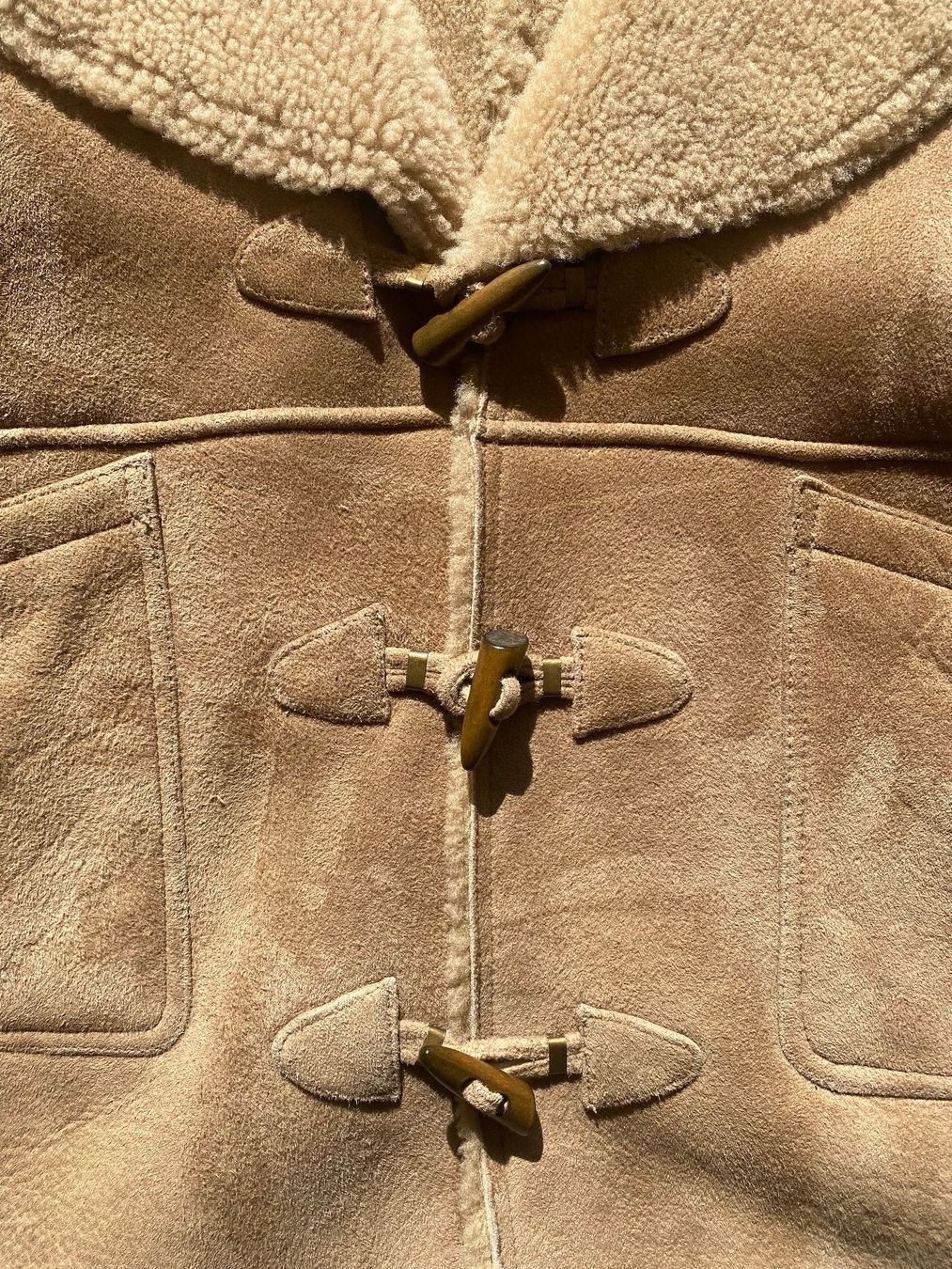 Sandro Cappotti: Sandro | Veste NEUVE ! - shearling - beige - 36-38 – Nuovo e nell'imballaggio originale da St-Sulpice VD venduto da _sell_off 1
