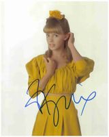 KYLIE MINOGUE - handsigniertes Grossfoto (20x25cm) mit COA