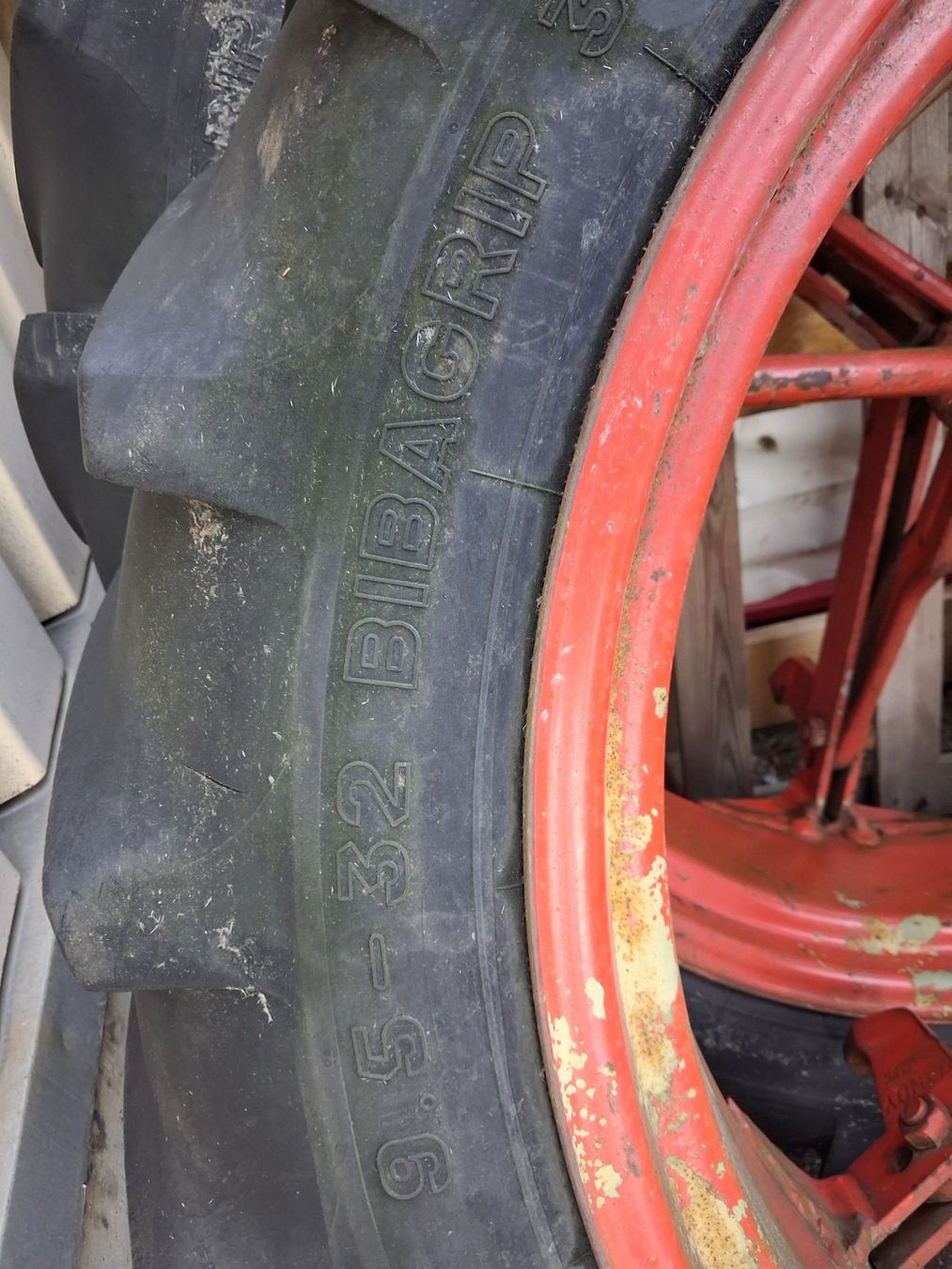 Pneus & Kompletträder: Michelin Doppel Räder 9.5-32 – Gebraucht aus Raperswilen von Arcas1987 2