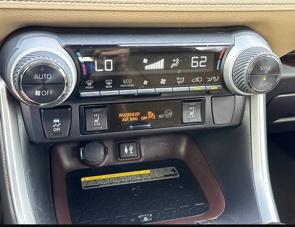 Autos: Toyota RAV4 2.5 HSD Premium – D'occasion à Langenthal par Goergens10 4