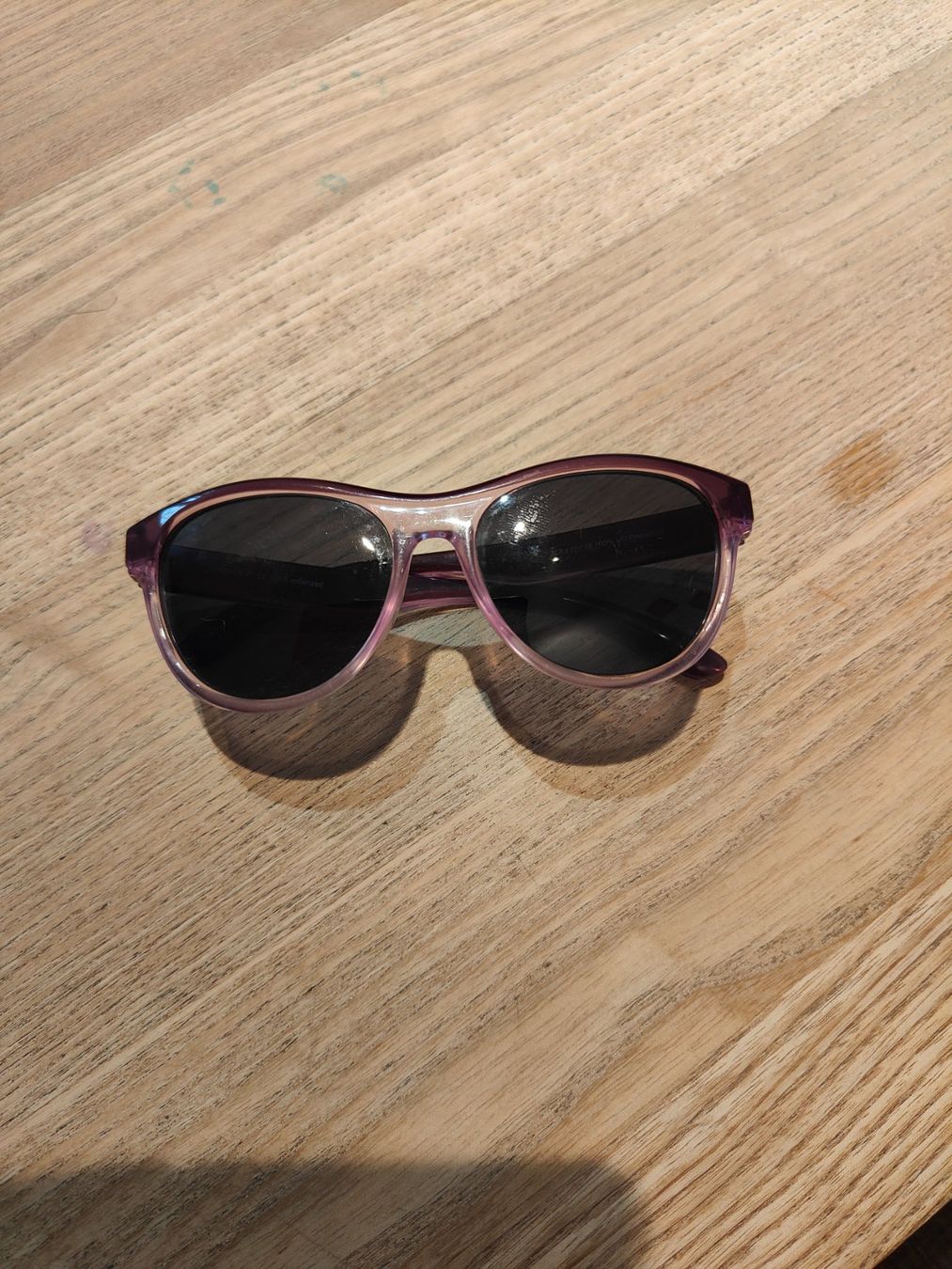 Occhiali & Lenti: Kinder Sonnenbrille Lila – Usato da Näfels venduto da dan_yc7t