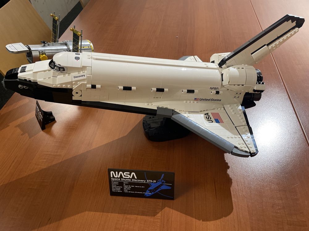 LEGO Space Shuttle Discovery (10283) ab 1.- (Gebraucht) in für CHF 100 ...