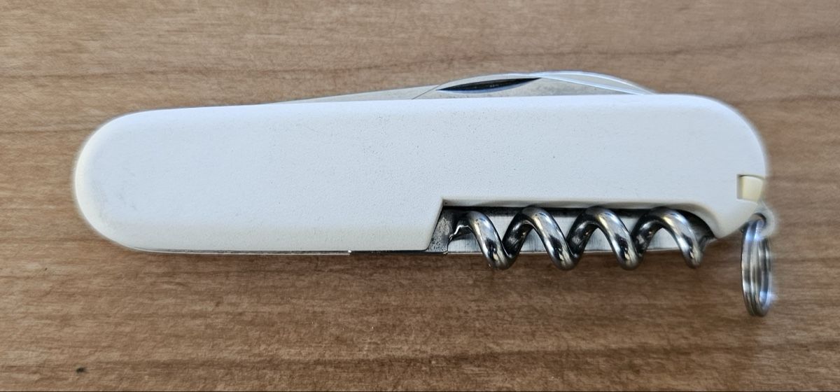 Victorinox Coltelli tascabile: Victorinox Offiziersmesser "Heidi" – Usato da Burgdorf venduto da gbergler33 5