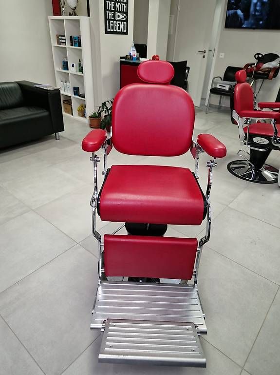 Puppen: Vendo arredamento da Barbiere, Salon Ambience – Gebraucht aus Cureglia von hus_5f6l