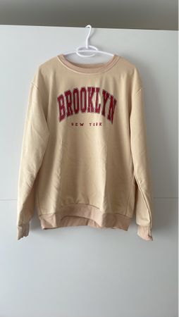 Brooklyn Beige Pullover