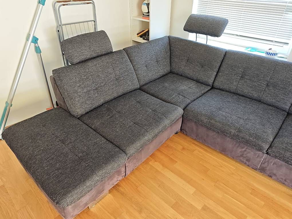 Sofas: Bequemes Ecksofa / Schlafsofa aus Stoff Dunkelgrau – Gebraucht aus Bischofszell von nic_zh5m 1