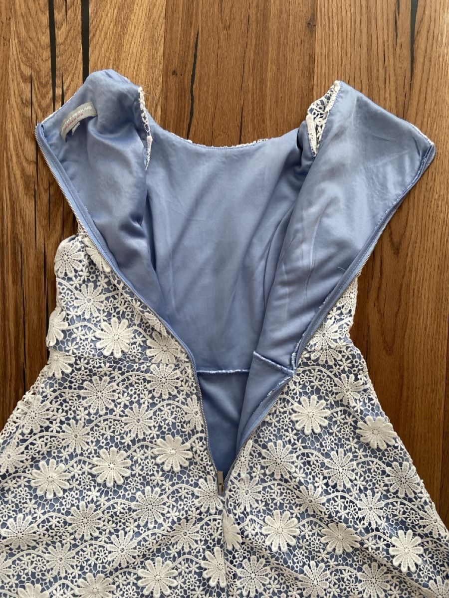 Robes: Robe – D'occasion à St. Gallen par hst_2tph 2