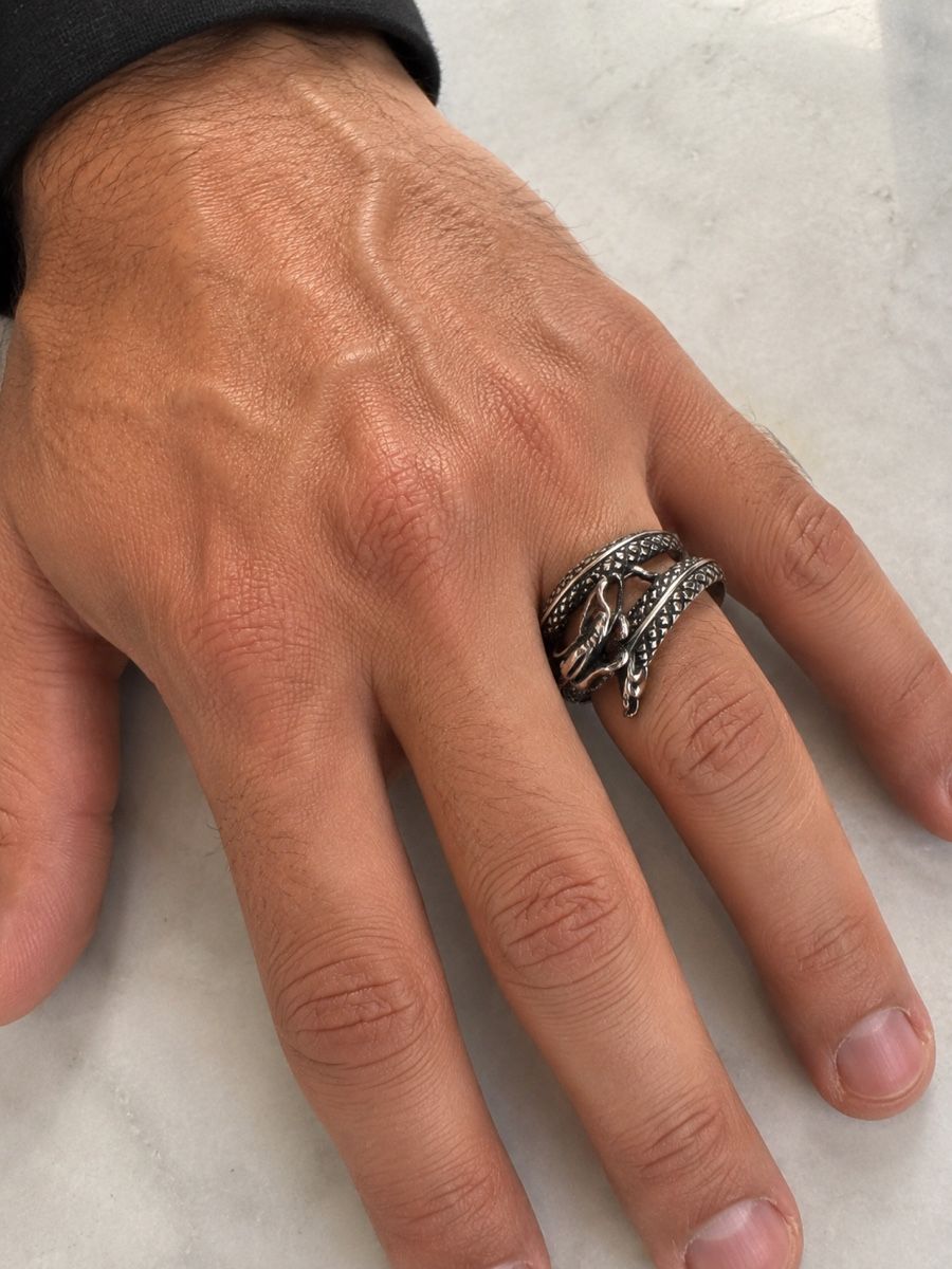 Bagues: Wasserfester Ring Edelstahl Drache Grösse 10/60 – Neuf avec emballage d'origine à St. Gallen par DominoVintage