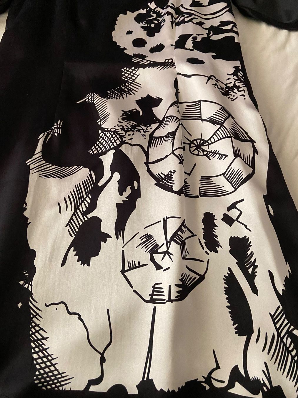 Kleider: Neues Kleid aus Seide – Neu (gemäss Beschreibung) aus Unterengstringen von bar_rh5f 1