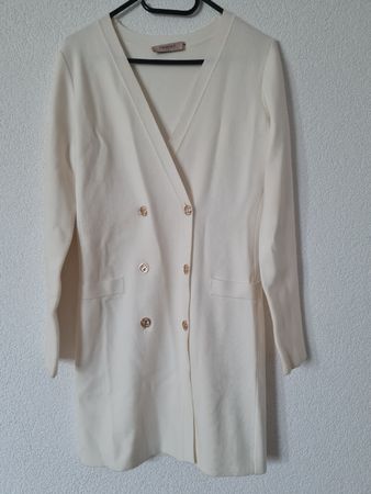 weisse Sommerjacke