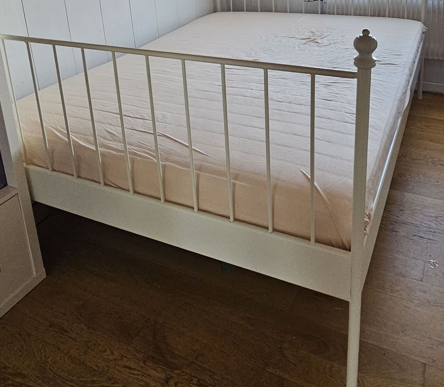 Letti: Metal bed frame white ,1,40  acceptable condition, – Usato da Rheineck venduto da ama_h57c 1
